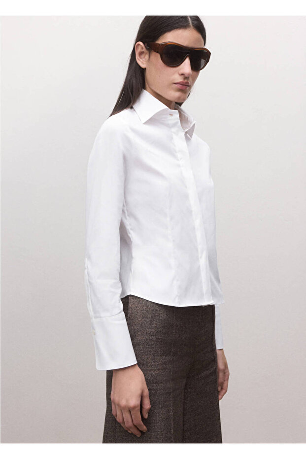 Slim Fit Shirt with Hidden Closure