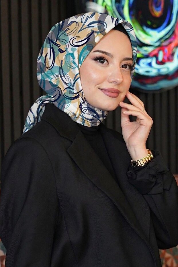 وشاح من القطن الناعم باللون الأخضر بنمط أوراق الشجر