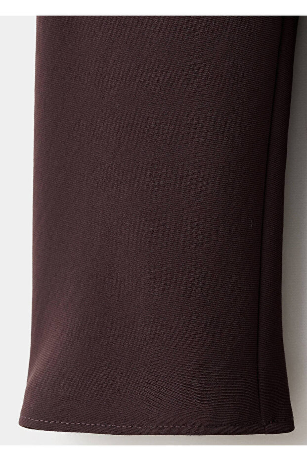 Asymmetrische Bluse mit Kragen - 5
