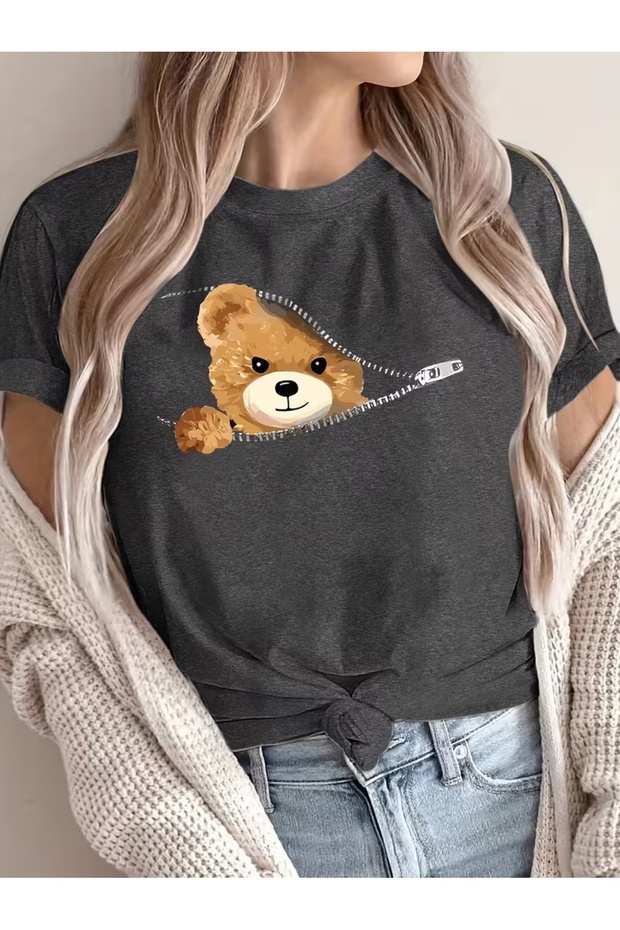Women's Pocket Zipper Bear Printed Oversize T-Shirt