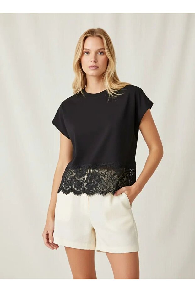 26018 100% Cotton Crew Neck Lace Detail Combed Cotton Blouse 26018