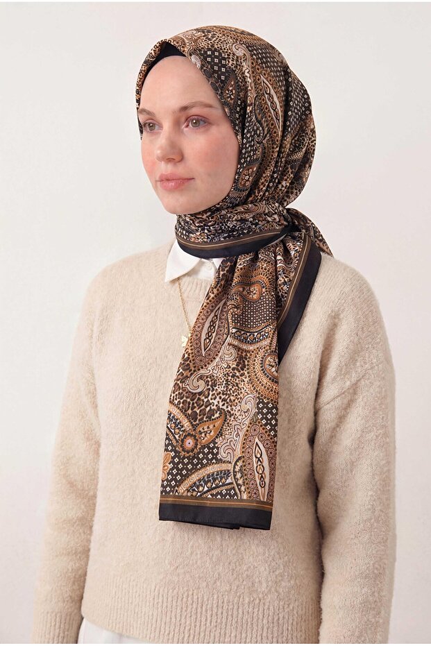 شال ناعم منقوش 70029-04