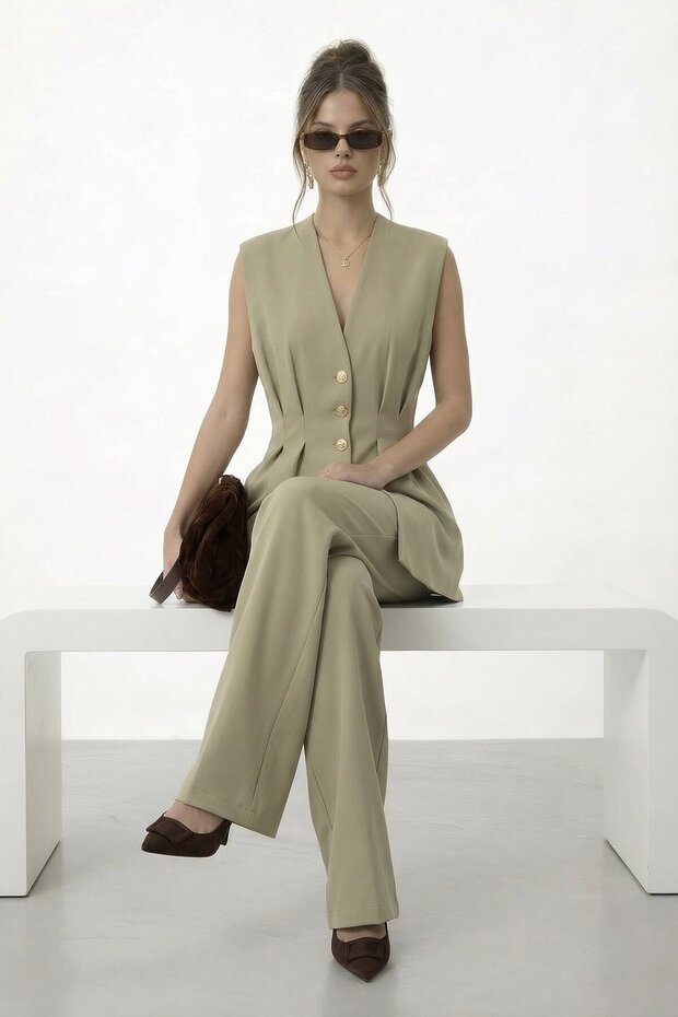 V-Neck Button Detailed Sleeveless Set