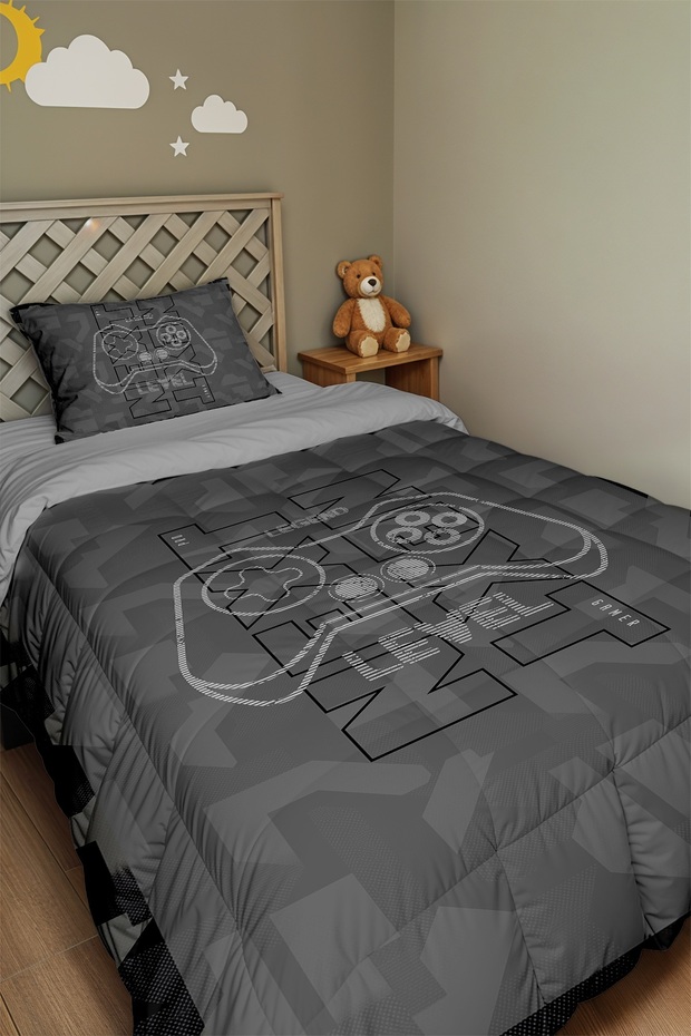 In-Line Game Patterned Single Duvet and Pillowcase
