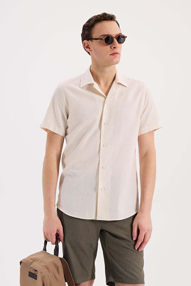 Cream Comfort Fit Classic Collar Short Sleeve Shirt
