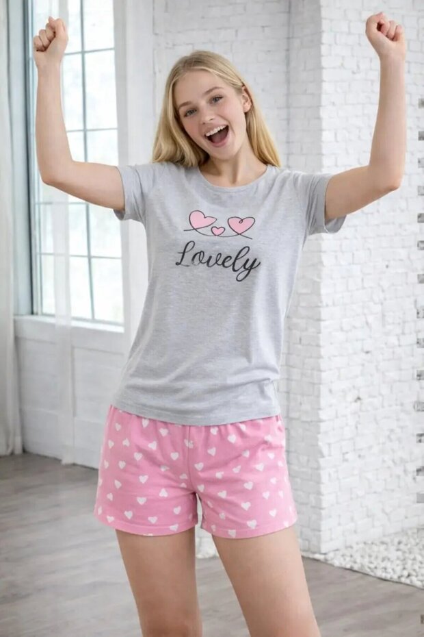 Lovely Printed Heart Patterned Women's Pajama Set with Shorts – Gray & Pink