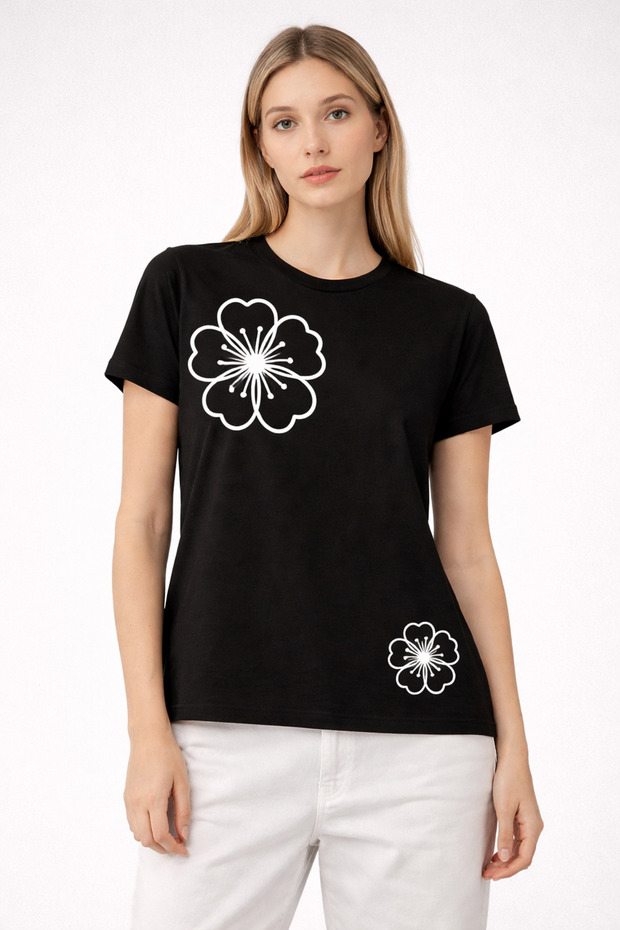 Women's Oversize T-Shirt Two Flowers Printed 100% Cotton T-Shirt Comfortable Fit