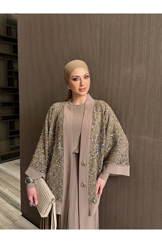 فستان سهرة مزين بالترتر طقم من 3 قطع