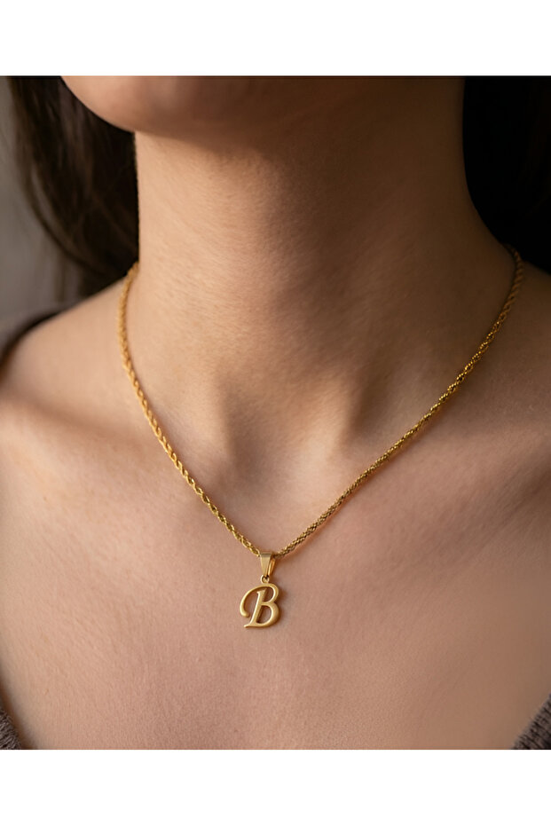 Women's Twisted Chain B Letter Steel Necklace Does Not Tarnish