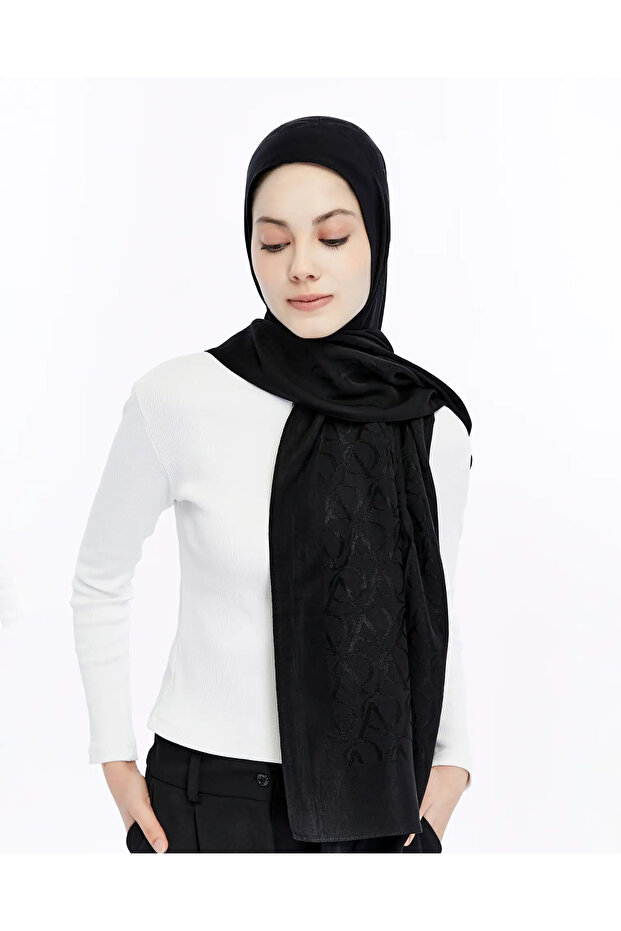 60% Floss 40% Cotton Alia Italik Shawl_Black