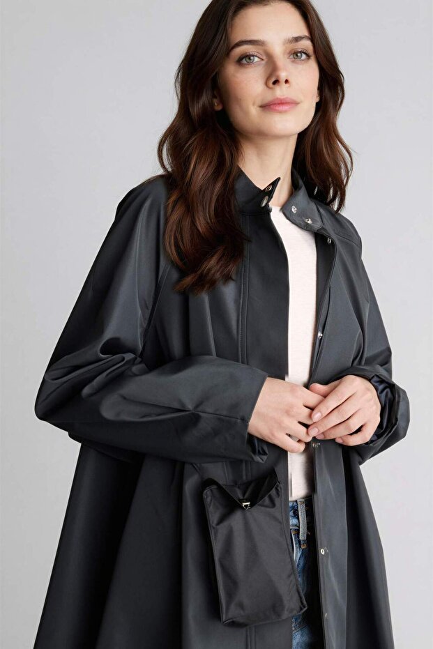 Loose Fit Parachute Trench Coat H2394Ax26Sp