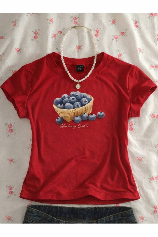 Women's Y2K Red Blueberry Printed Bayb Tee Crop