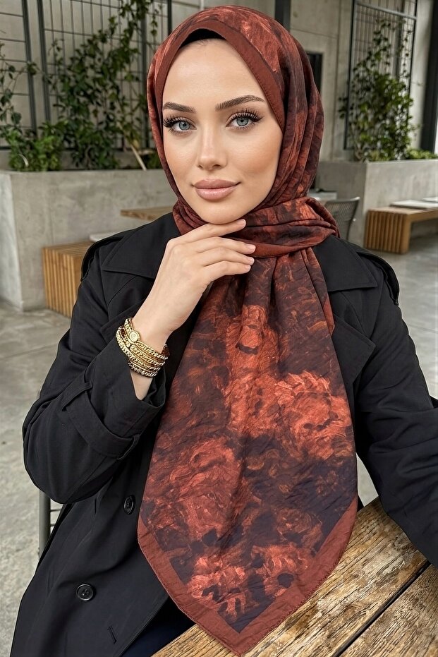 Burgundy İpekhan Seren Shawl