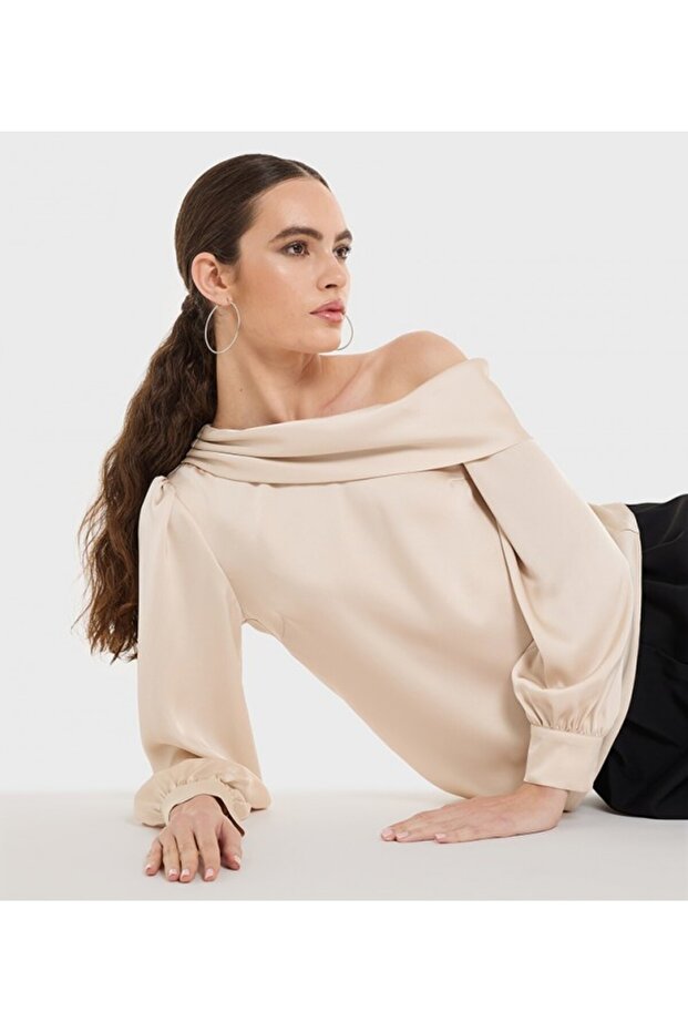 Beige Solid Casual Women Blouse