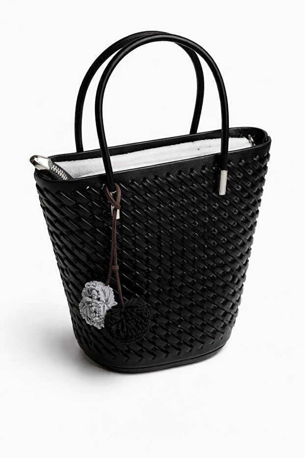 B37114 Shoulder Bag