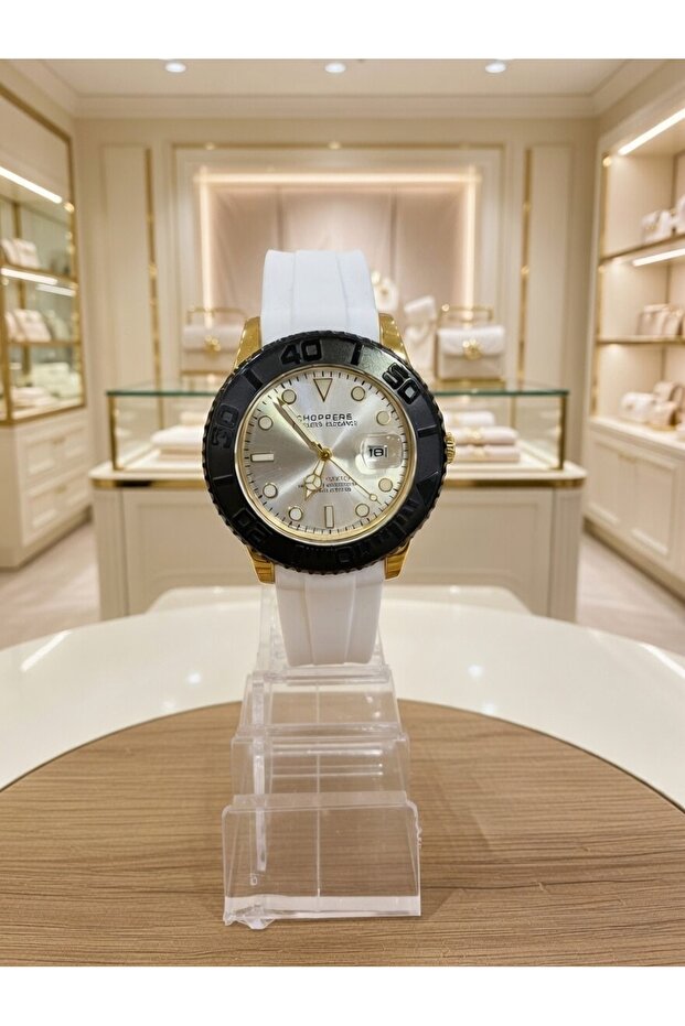 Capture Elegance: Men's Wristwatch Timeless Elegance Collection Silicone Cord with Calendar Detail