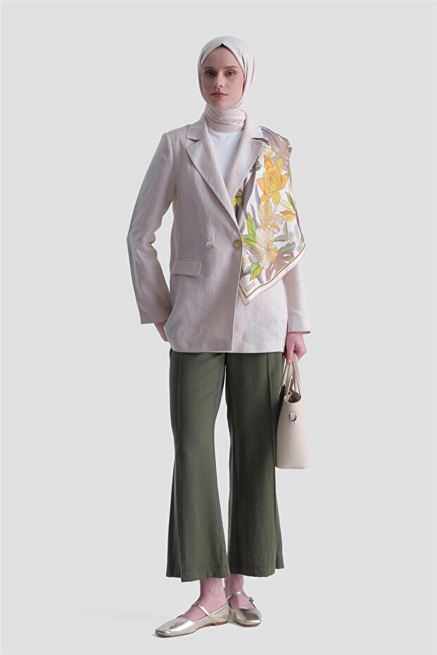 Beli Drawstring Relax Pants Khaki