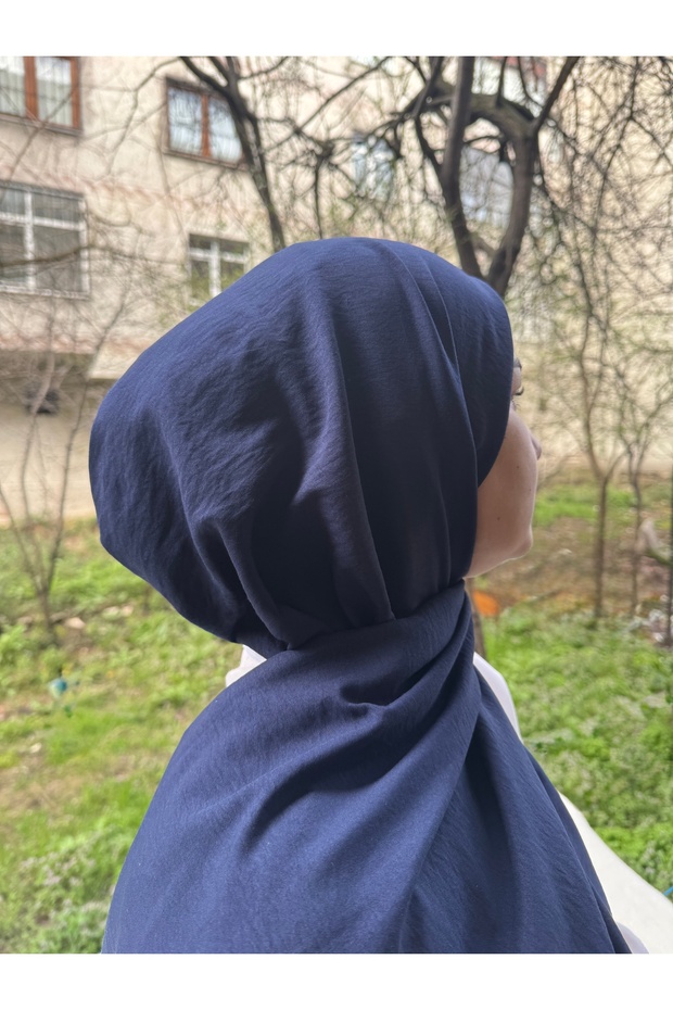 شال قطني ناعم للحجاب باللون الأزرق الداكن