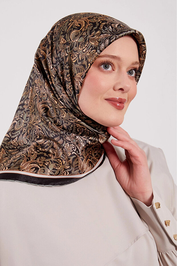 وشاح كريستال بنمط عرقي 2 أسود أخضر