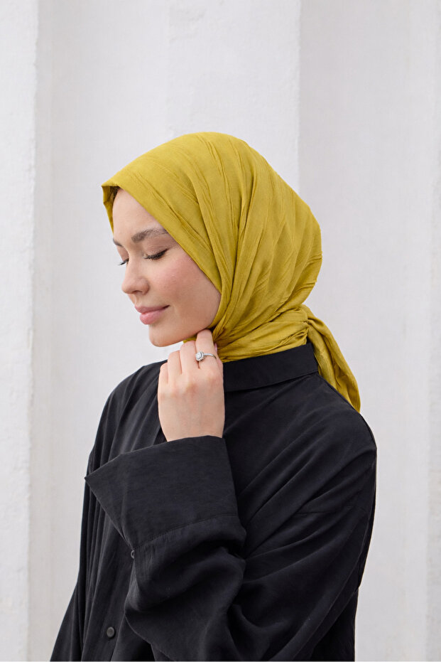 Bamboo Pilise Shawl Lime