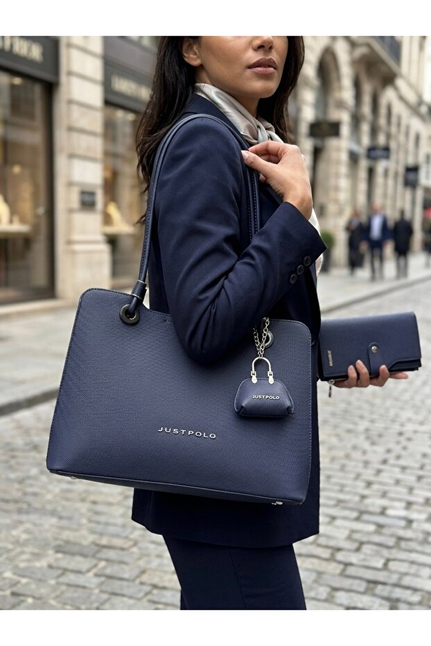 Stylish Model Large Size Premium Silver Logo Handbag and Wallet Combination Tote Bag Size: 22 X 34 cm