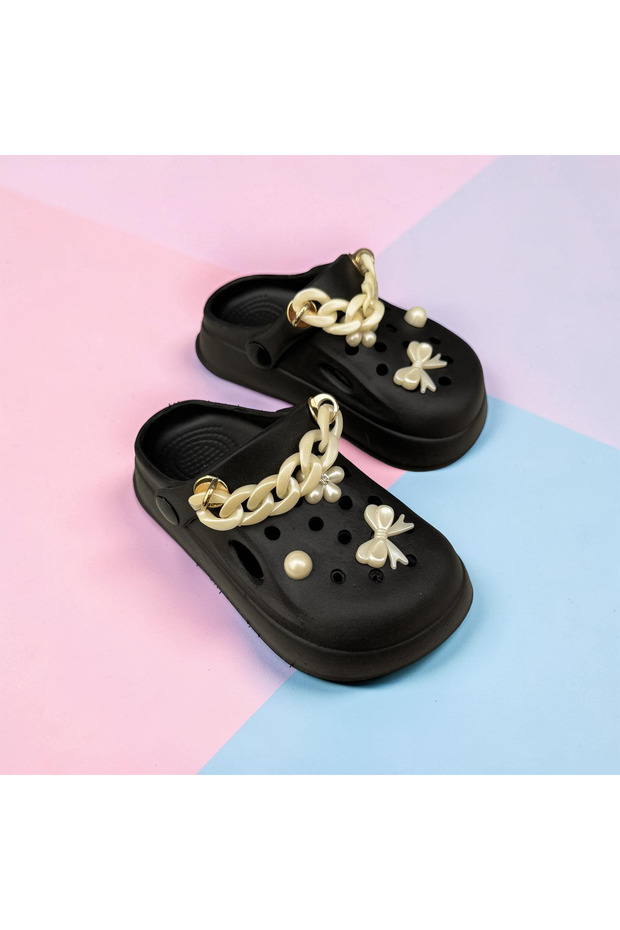 Girl's Comfortable Lightweight Sole Closed-Toe Slipper Sandals with Black Accessories