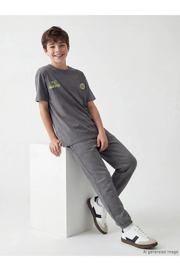 Elastic Waist Boys' Jogger Sweatpants (S6)
