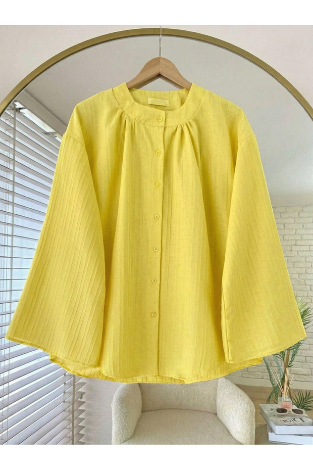 Women's Long Sleeve Loose Fit Collared Buttoned Oversize Hijab Shirt