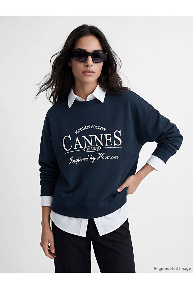 Trendlucky Cannes Printed Oversize Women's Sweatshirt with a Difference