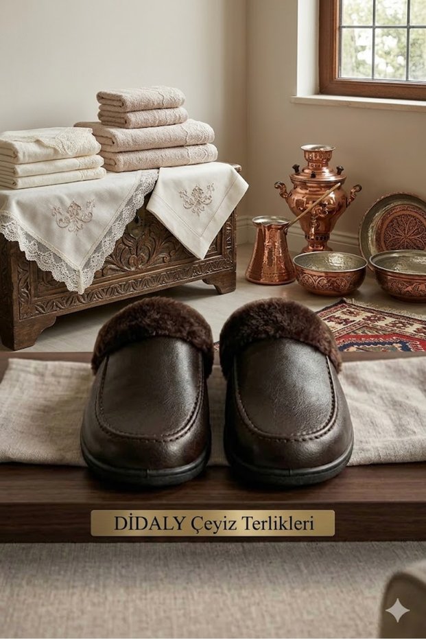 Luxury Leather and Fur Dowry Men's House Slippers
