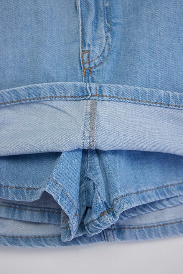 Açık Mavi %100 Pamuk Yüksek Bel Denim Şort Etek TWOSS26SR00110 - 7