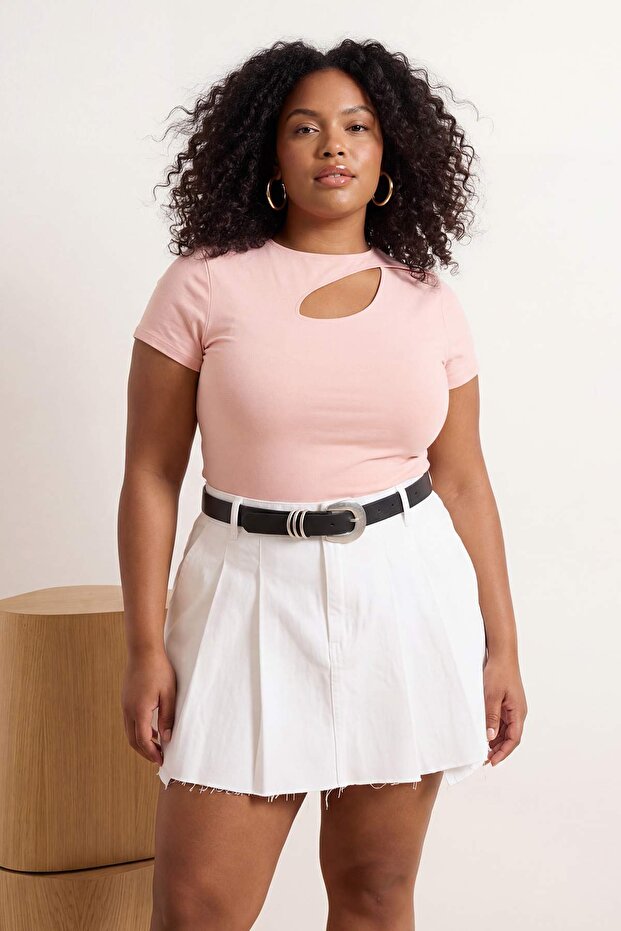 Açık Pembe Cut Out Detaylı Yumuşak Örme Büyük Beden Bluz TBBSS26AF00144 - 2