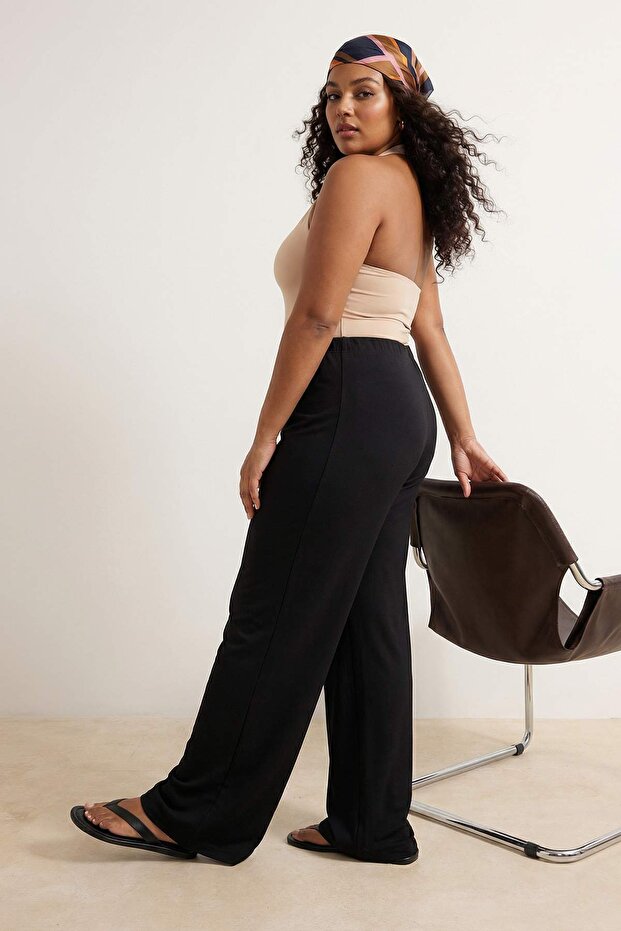 Siyah Pileli Wide Leg/Geniş Paça Dökümlü Örme Büyük Beden Pantolon TBBSS26AR00021 - 3