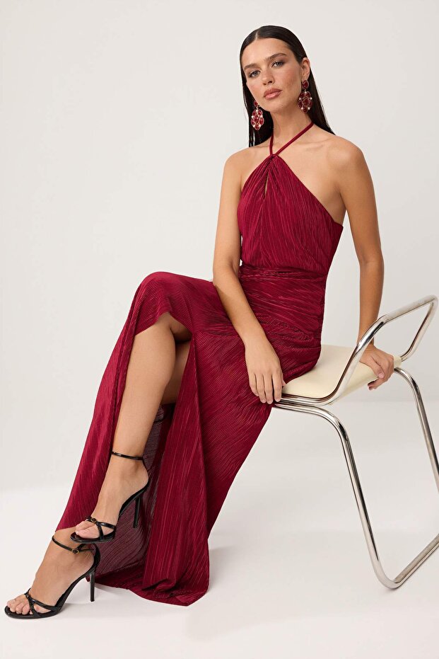 Bordo Boyundan Bağlamalı Shift/Düz Kesim Maxi Abiye & Mezuniyet Elbisesi TPRSS26AE00119