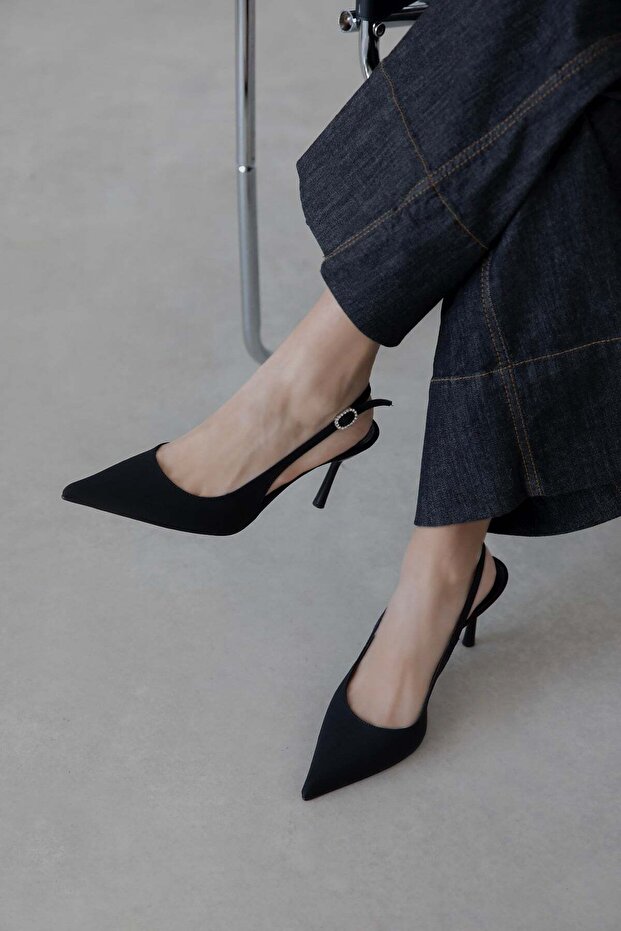 Elsa Women's Heeled Fabric Shoes Black