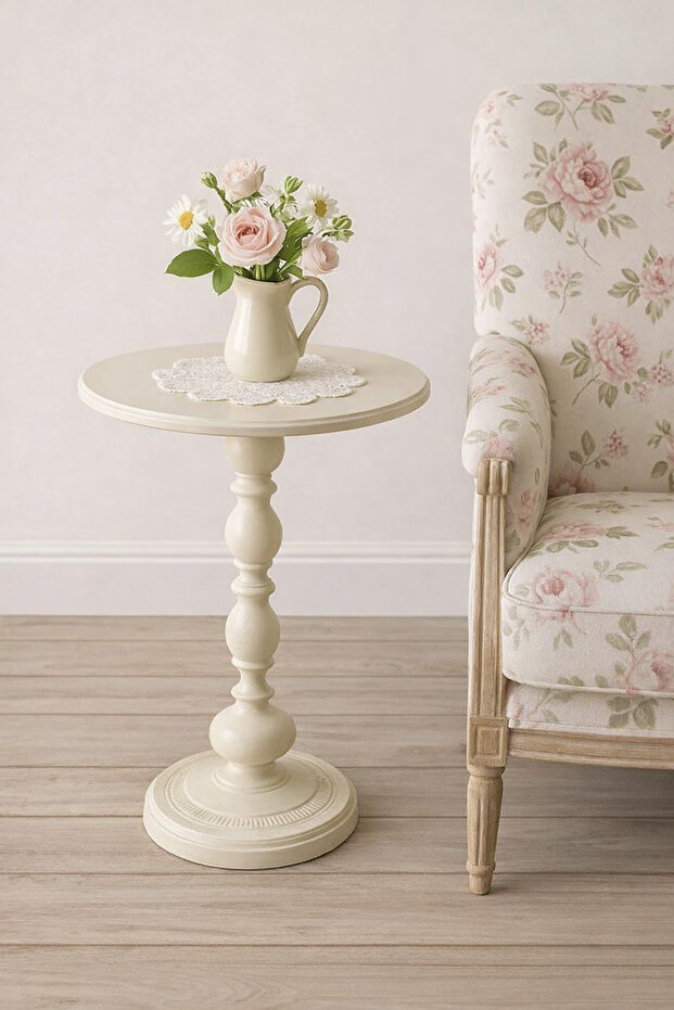 Classic side table in elegant ivory white - 2