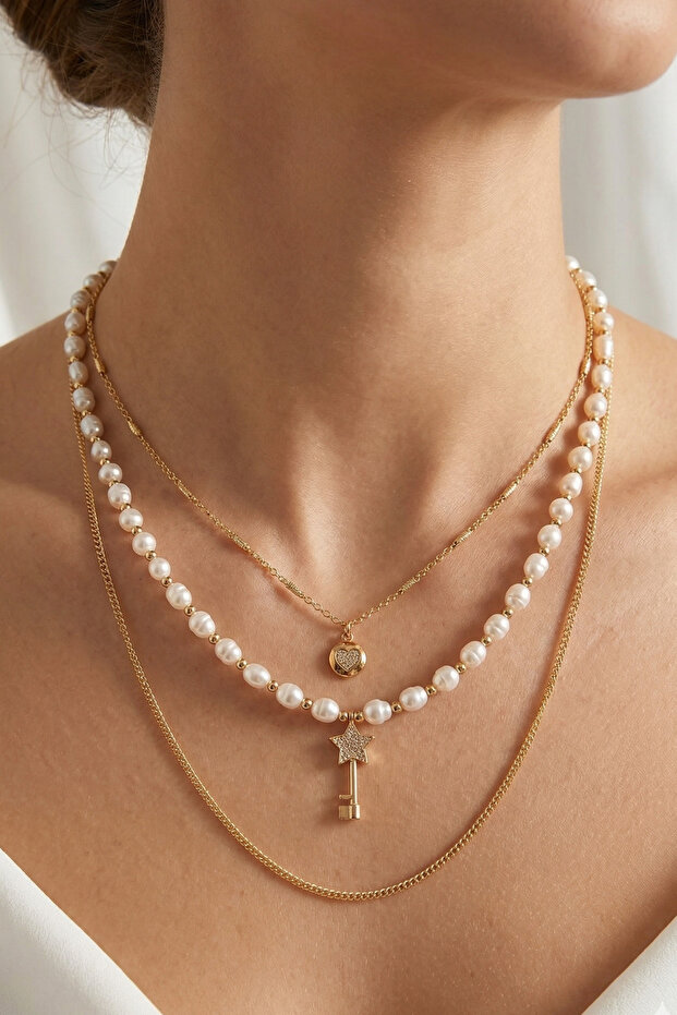 STONE STAR SWITCH PEARLED CHAIN MULTIPLE PENDANT NECKLACE