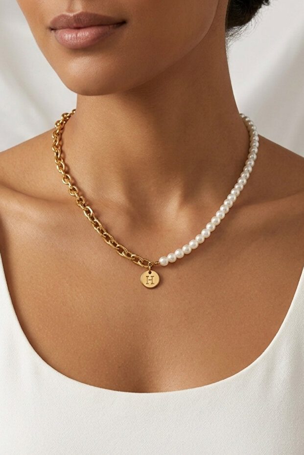 H Pearl Chain Letter Style Necklace