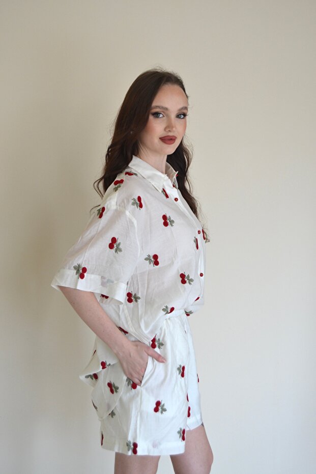White Shorts with Cherry Pattern - 2