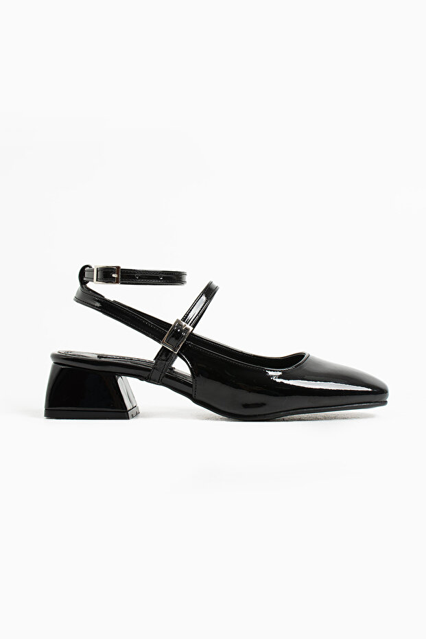 Open Back Short Heeled Blunt Toe Black Patent Leather Shoes