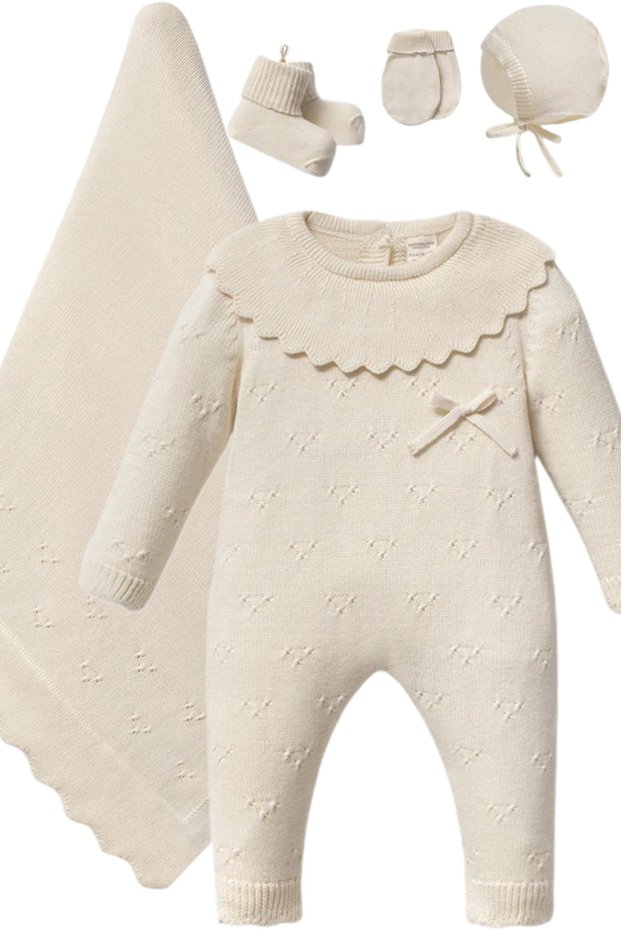 Kalp Triko 5 Piece Baby Girl Hospital Discharge Set – Premium Cotton Knit Newborn Set-Gift Ready