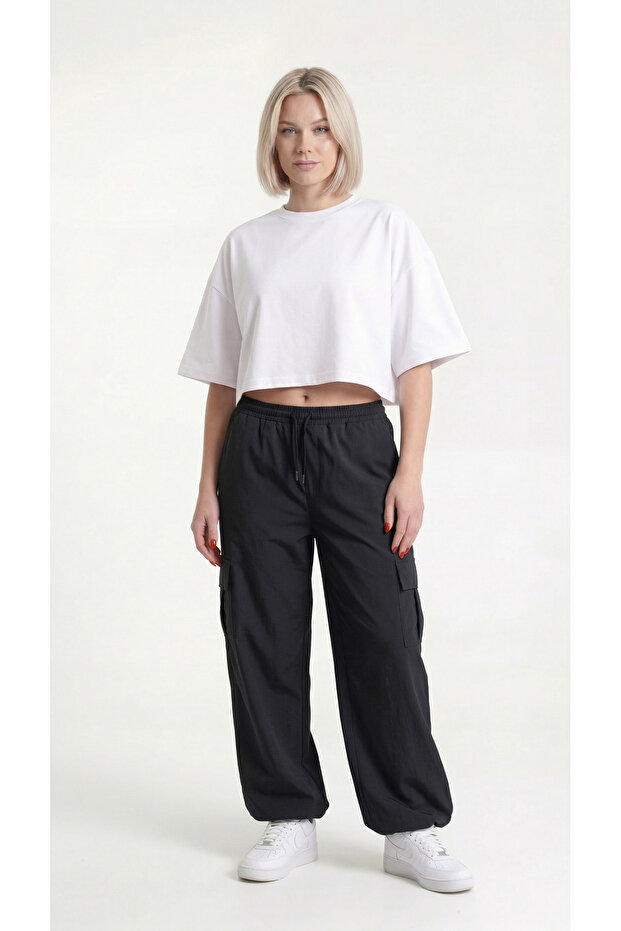 Women's Black Cargo Pocket Thin Parachute Sweatpants with Adjustable Legs Oversize Fit