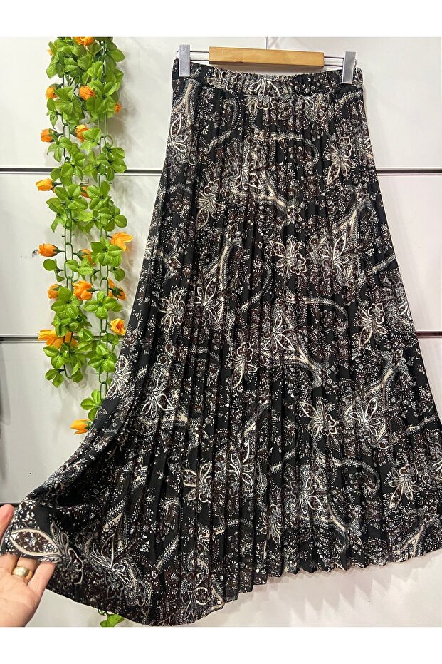 Patterned Crepe Skirt with Lining