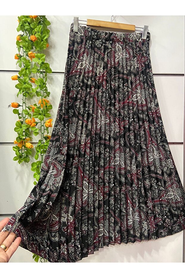 Patterned Crepe Skirt with Lining