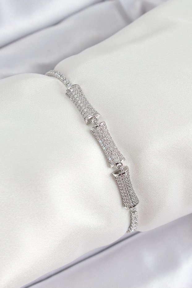 Stylish Brass Silver Color Zircon Stone Bone Model Women's Bracelet Teachers Mothers Valentine's Day He