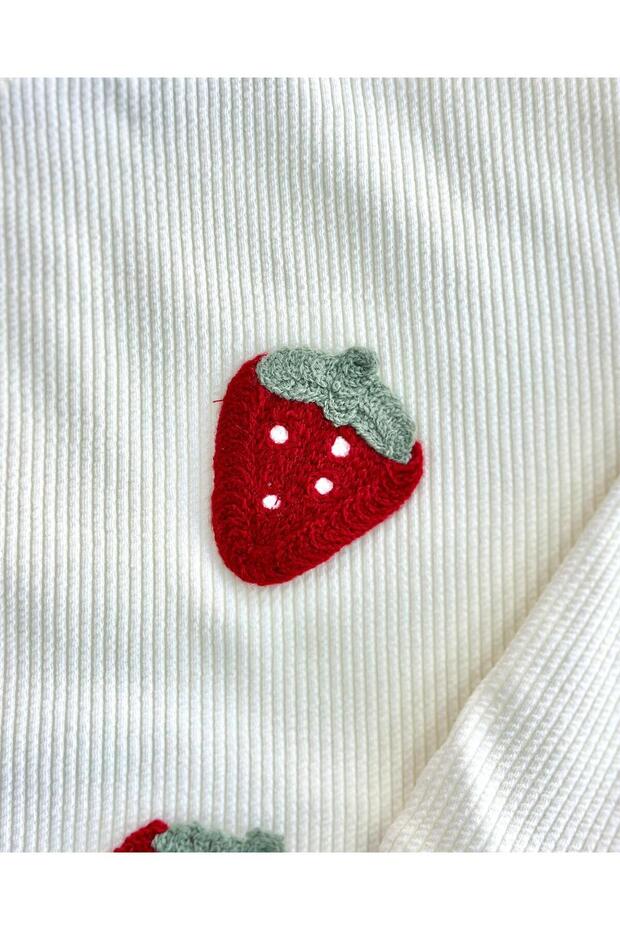 College Skirted Strawberry Model Set - 6