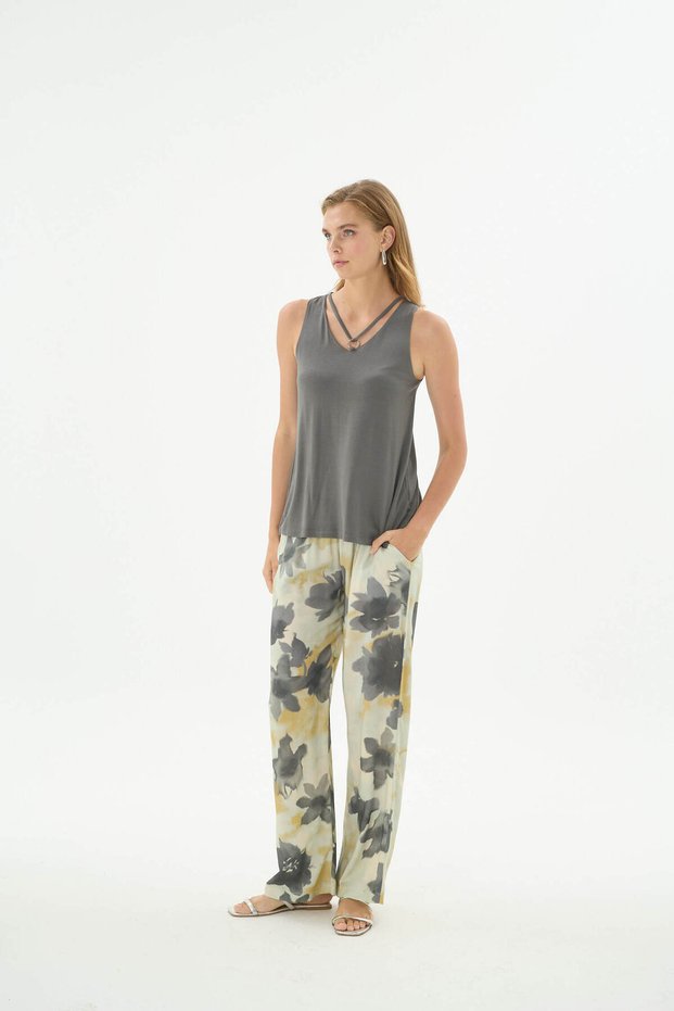 Women's Wide-Strap Pants Suit