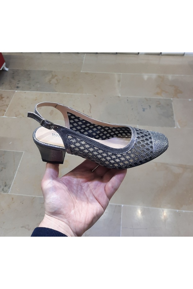 Women's Blunt Toe Wide Mold Scalloped Toe Open Back Heel Shoes For Bone Protrusion