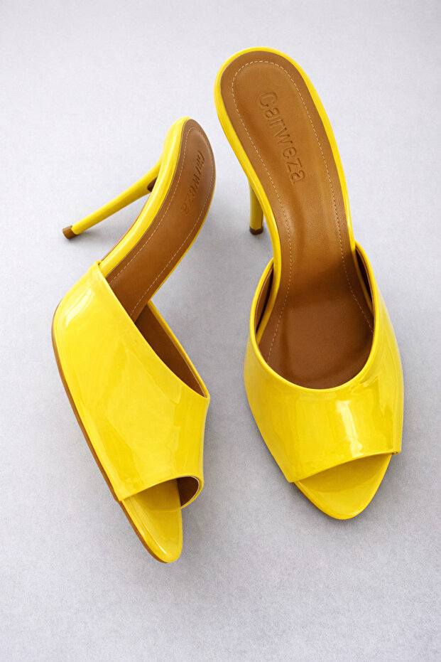 Anais Yellow Patent Leather Heeled Slippers
