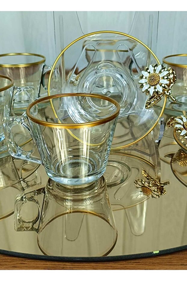 Vela Cup Set 12 Pieces for 6 People Daisy Gilded Gift Dowry Box